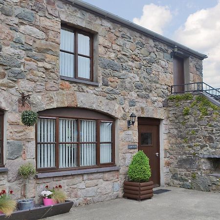 Villa Llofft Yr Yd - 16984 Brynsiencyn Esterno foto